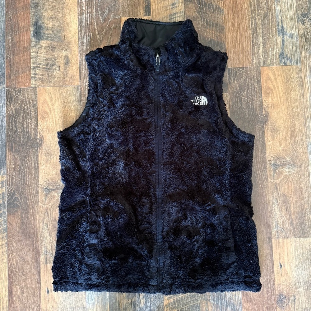 The North Face Mossbud Swirl Reversible Black Vest